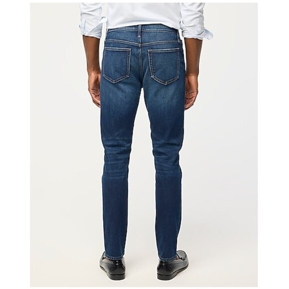 J. Crew Men's Slim-Fit Tapered Leg Jeans Signature Flex Size 29x30 - Picture 2 of 9
